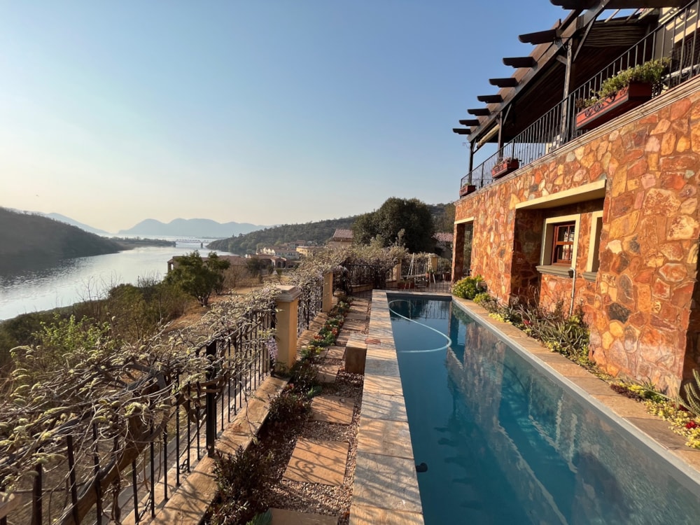 House sold in Estate D Afrique - 1HR1628823 House sold in Estate D Afrique - 1HR1628823