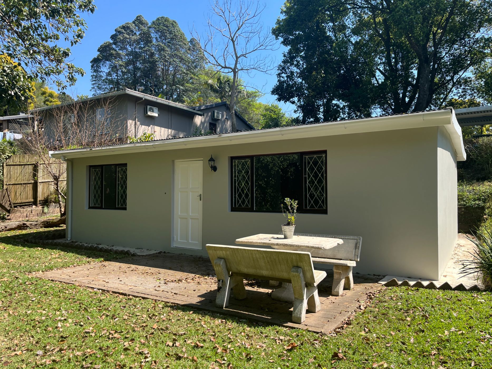 Bungalow let in Kloof - 1KF1664768