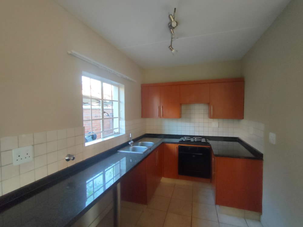 Townhouse let in Bendor Park - 1PS1720344 Townhouse let in Bendor Park - 1PS1720344