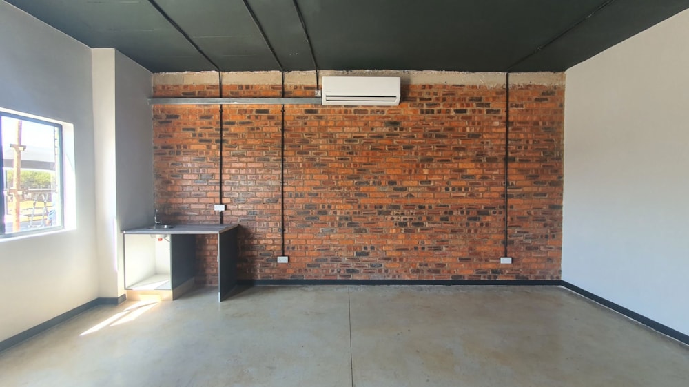 Commercial office to rent in Phakalane, Botswana - 3BO1711918