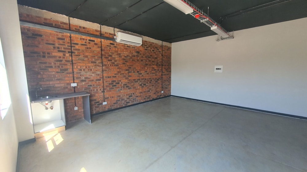 Commercial office to rent in Phakalane, Botswana - 3BO1711918