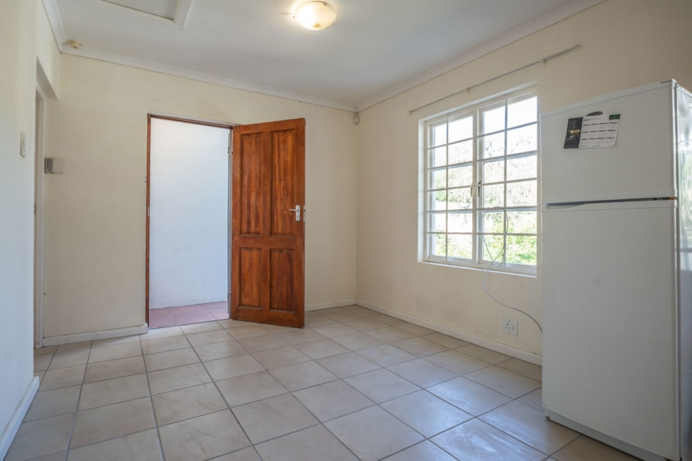 Apartment for sale in Sunnyside, Grahamstown, Makhanda - 1GC1627627