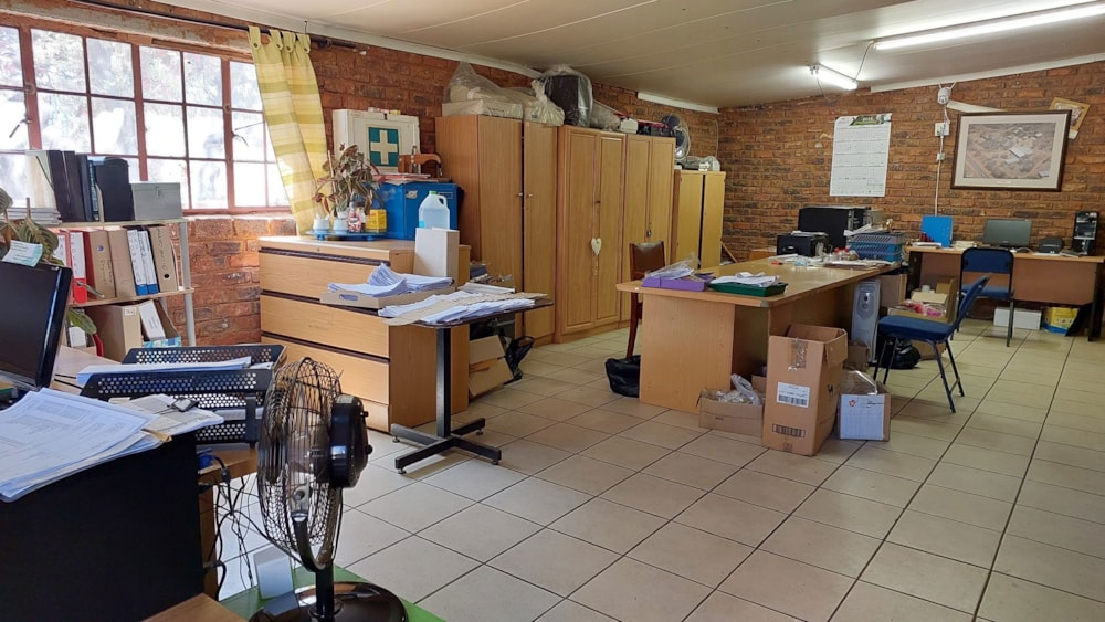 Mixed use farm for sale in Zilkaatsnek AH - 1HR1627180