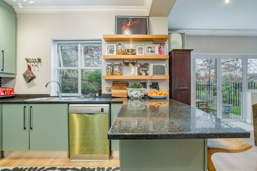 Townhouse let in Boschenmeer Golf Estate - TKL1682472 Townhouse let in Boschenmeer Golf Estate - TKL1682472