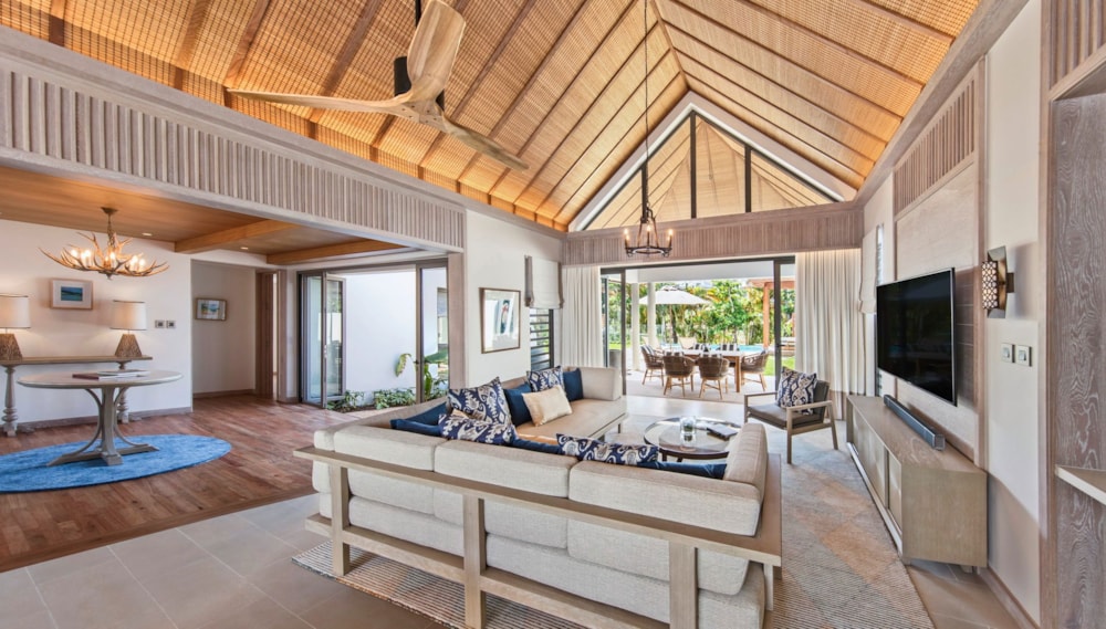 Beachfront villa for sale in Mahebourg, Mauritius - MUR1627601