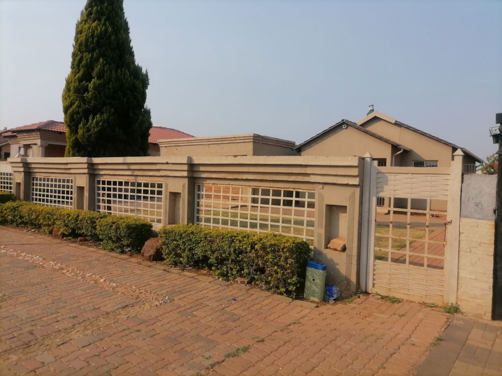 House for sale in Soshanguve East - PTM1627740 House for sale in Soshanguve East - PTM1627740