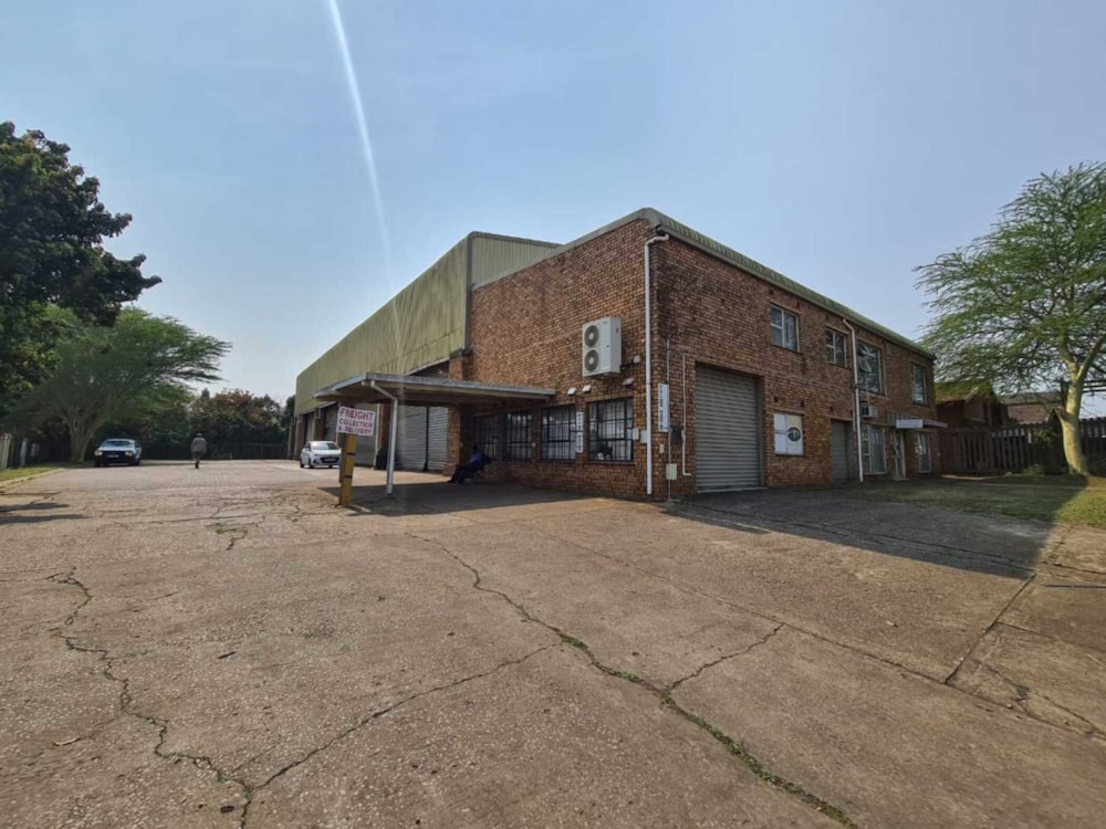 Commercial industrial property for sale in Empangeni - 1RY1627973 Commercial industrial property for sale in Empangeni - 1RY1627973