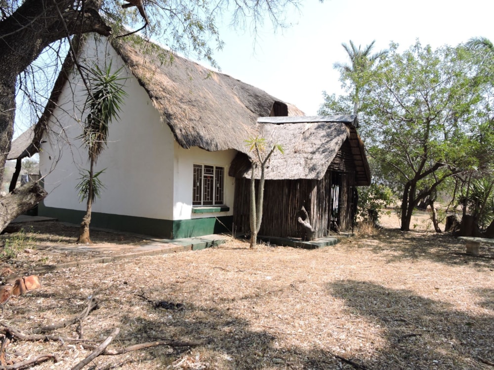 Mixed use farm for sale in Boshoek - 1RU1628461