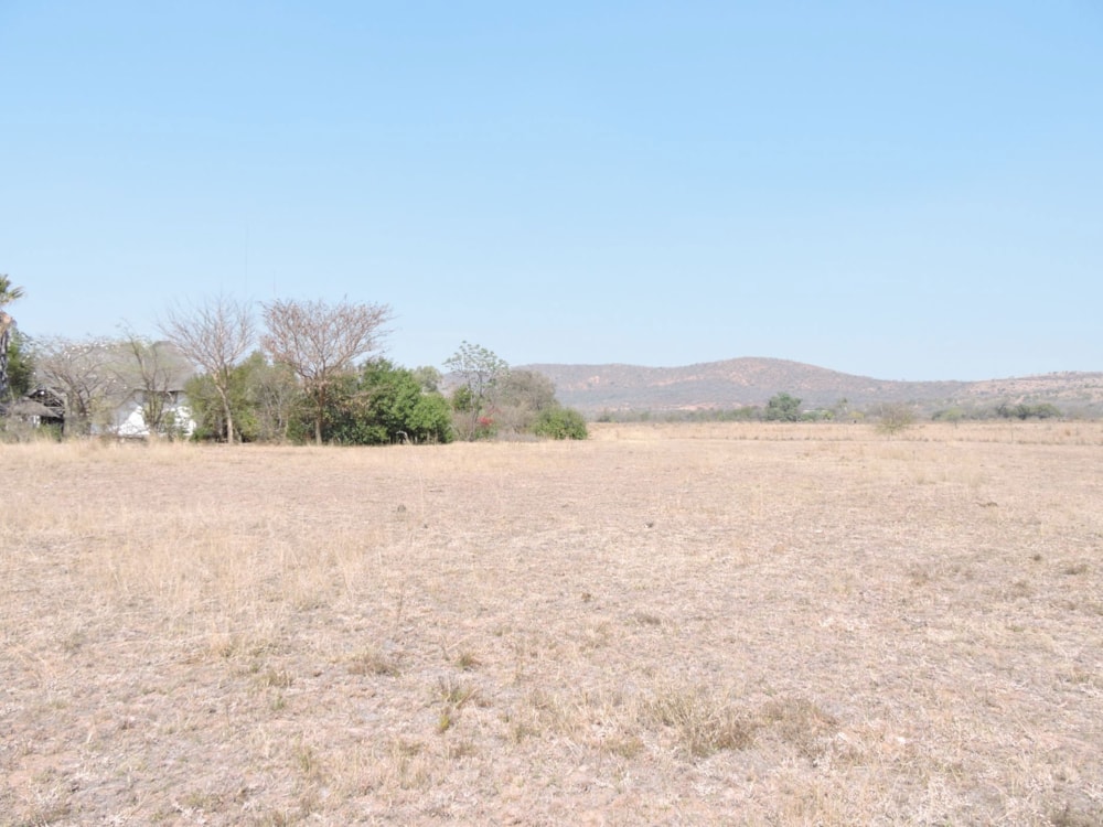 Mixed use farm for sale in Boshoek - 1RU1628461 Mixed use farm for sale in Boshoek - 1RU1628461
