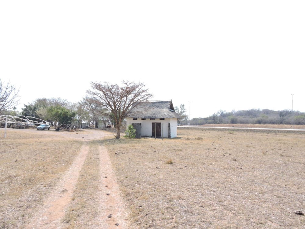 Mixed use farm for sale in Boshoek - 1RU1628461