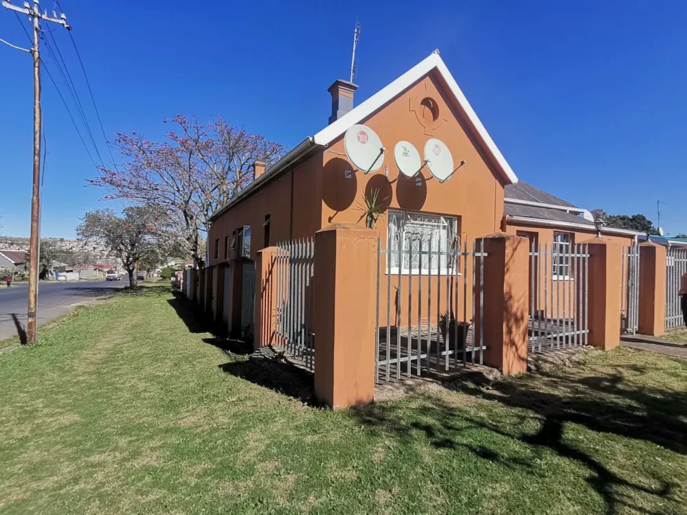 House for sale in King Williams Town (Qonce) - 1MH1628633
