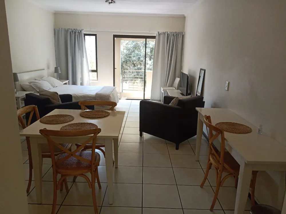 Bachelor apartment let in Paulshof - FYL1748491 Bachelor apartment let in Paulshof - FYL1748491