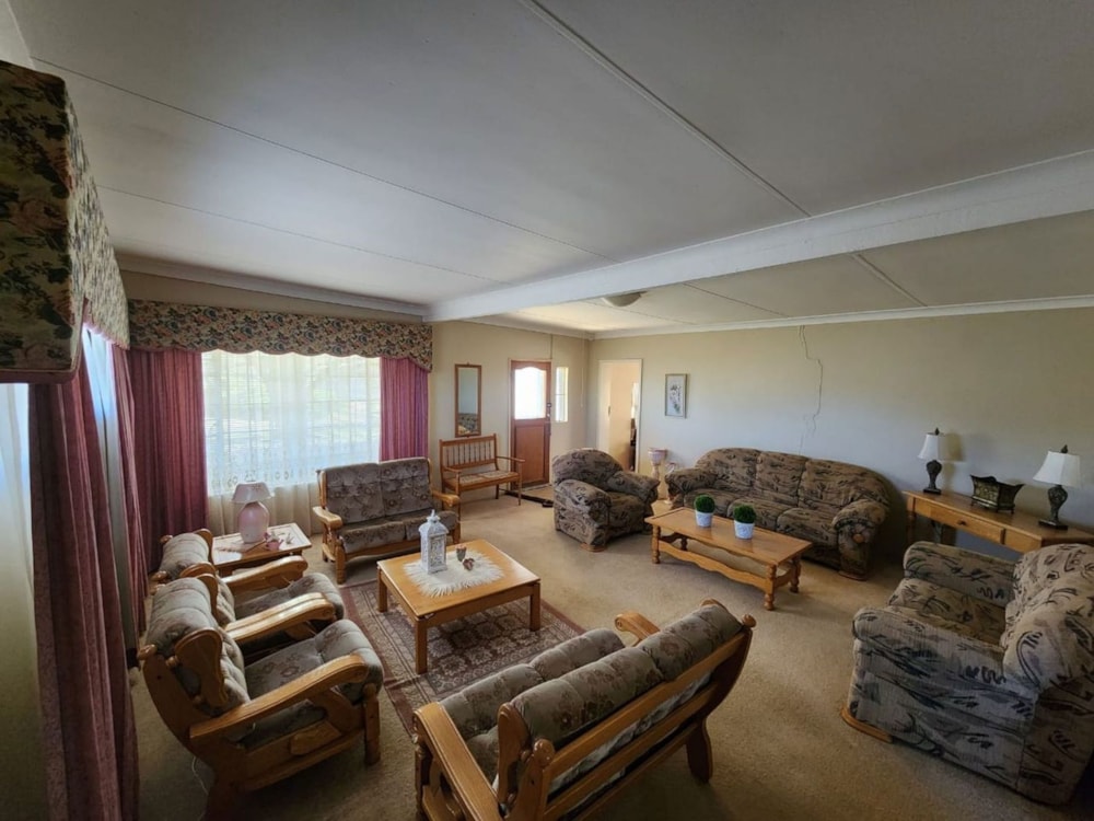 Mixed use farm for sale in Kromkloof - 1BTH1628711