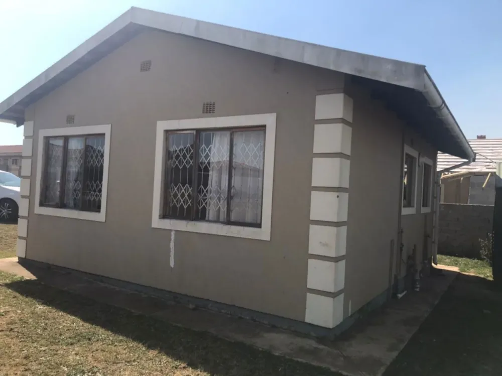 Cottage for sale in Mthatha Central - 1MH1628762 Cottage for sale in Mthatha Central - 1MH1628762