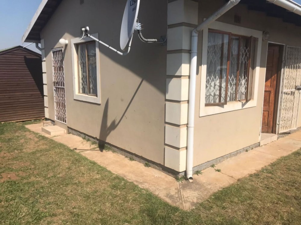 Cottage for sale in Mthatha Central - 1MH1628762