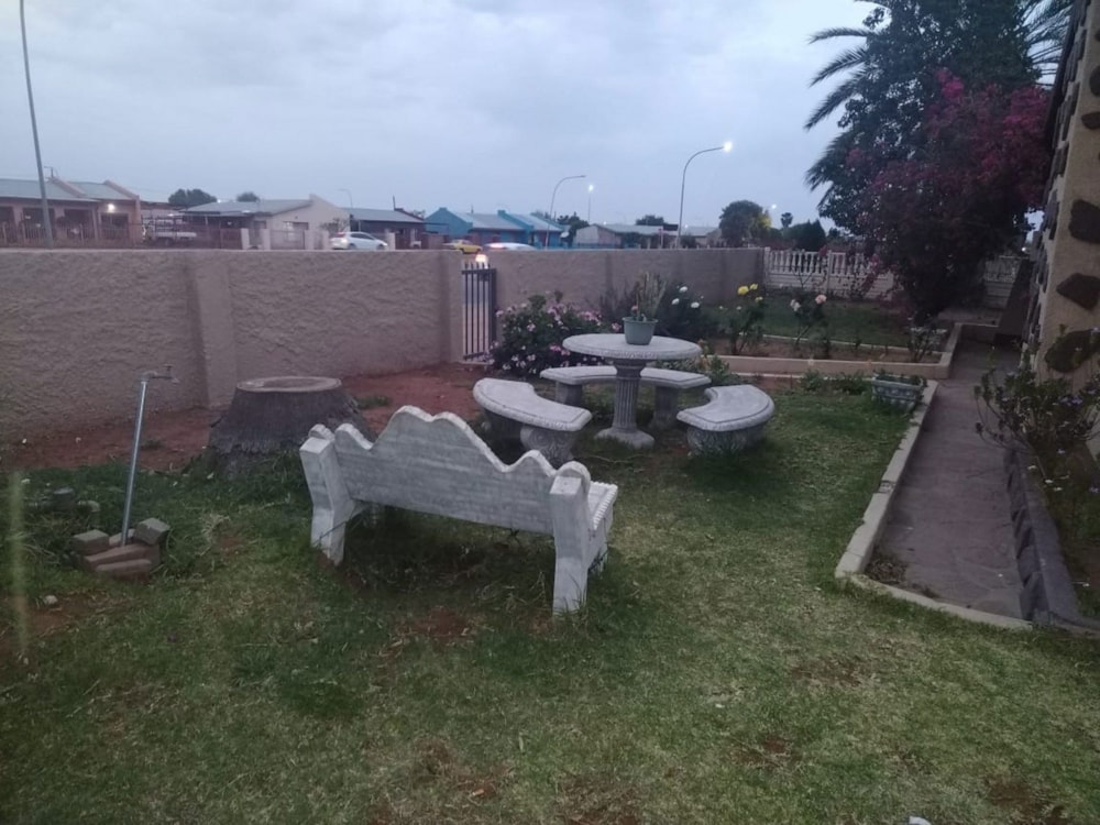 House for sale in Lemoendraai - 1KAH1696274 House for sale in Lemoendraai - 1KAH1696274