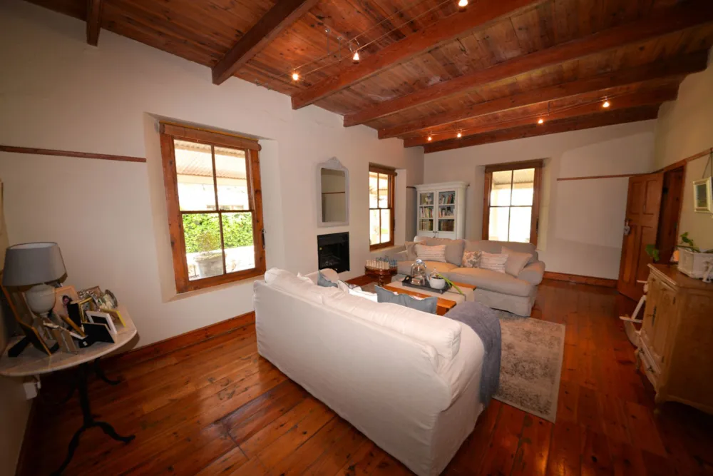 House for sale in Villiersdorp, Overberg - 1SW1628887 House for sale in Villiersdorp, Overberg - 1SW1628887