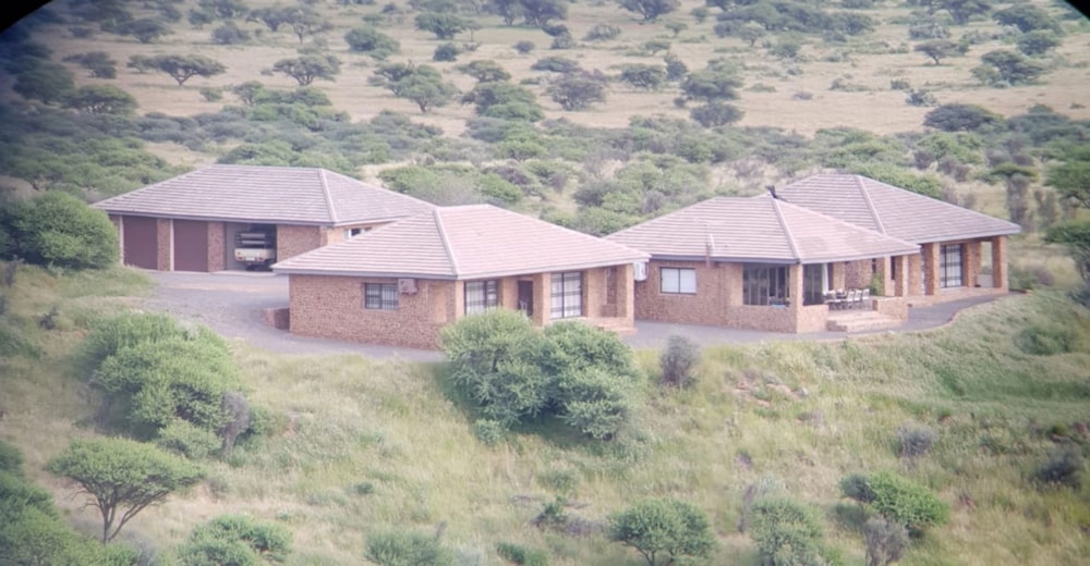 Game farm for sale in Kimberley - 1KJ1628912 Game farm for sale in Kimberley - 1KJ1628912