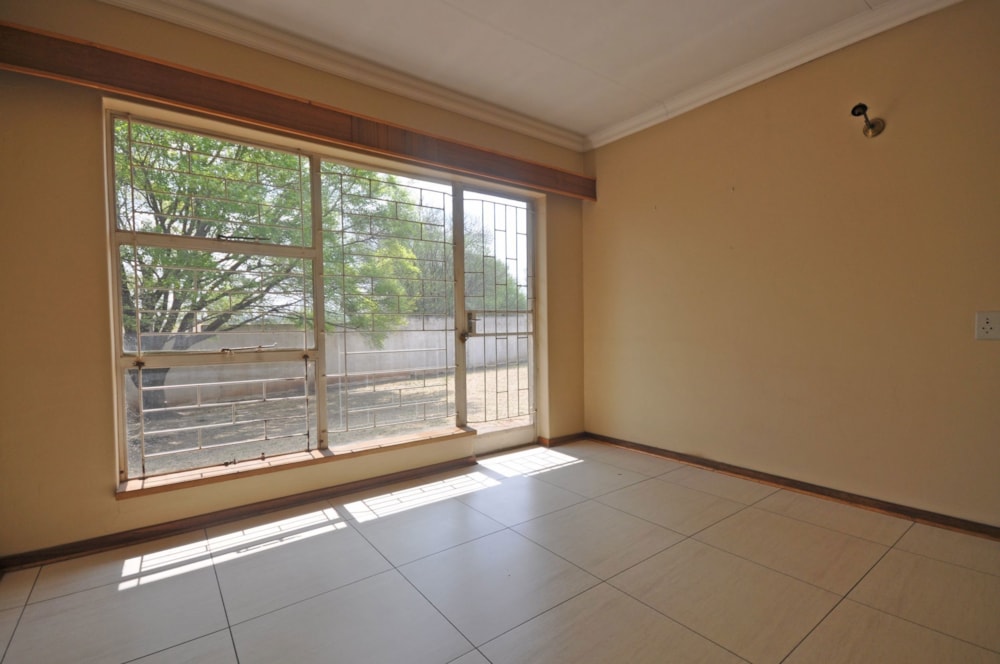 House for sale in Three Rivers East - 1VT1685075