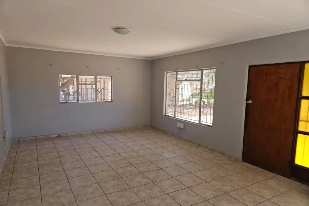 House for sale in Dibeng, Kathu - 1RN1681177 House for sale in Dibeng, Kathu - 1RN1681177