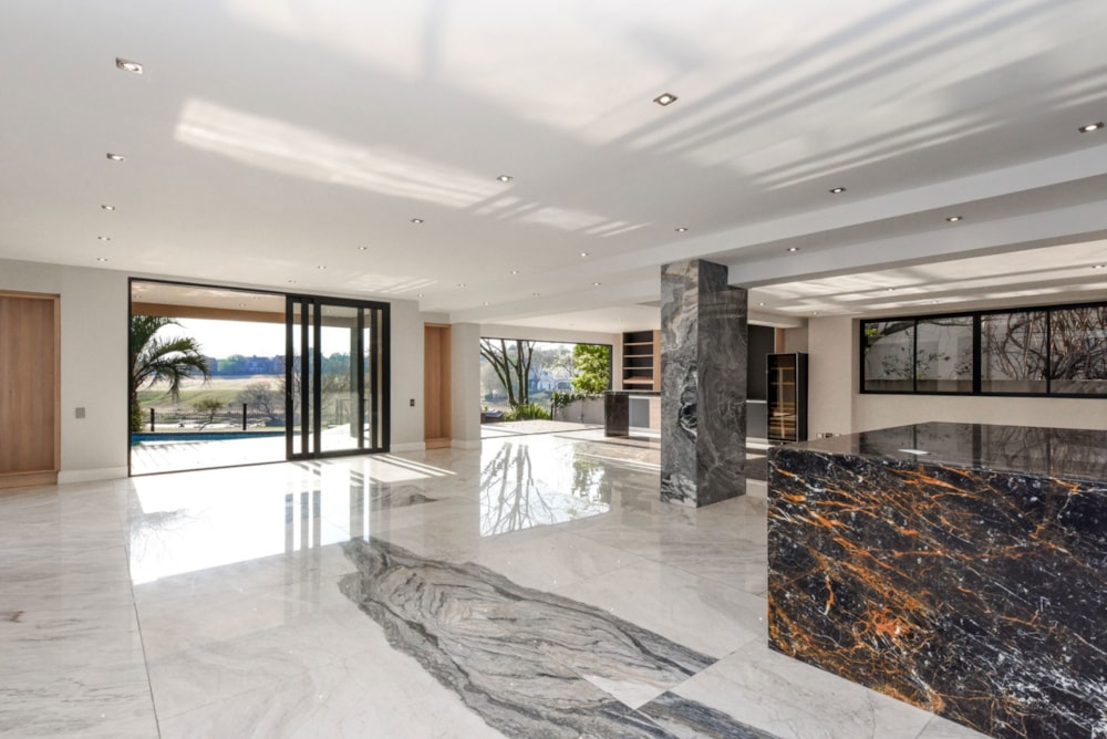 Golf estate house for sale in Dainfern Golf Estate - FW1629446 Golf estate house for sale in Dainfern Golf Estate - FW1629446