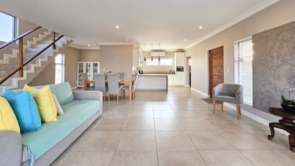 House sold in Palm Lakes Estates - 1BD1728617