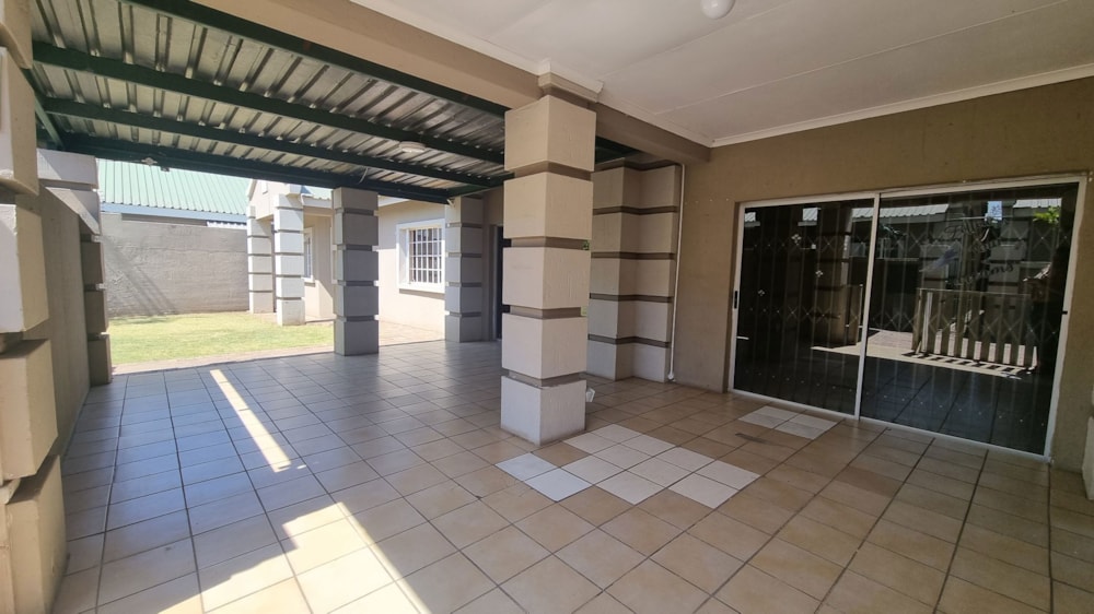 Townhouse let in Vanderbijlpark SE 3 - 1VT1683353 Townhouse let in Vanderbijlpark SE 3 - 1VT1683353