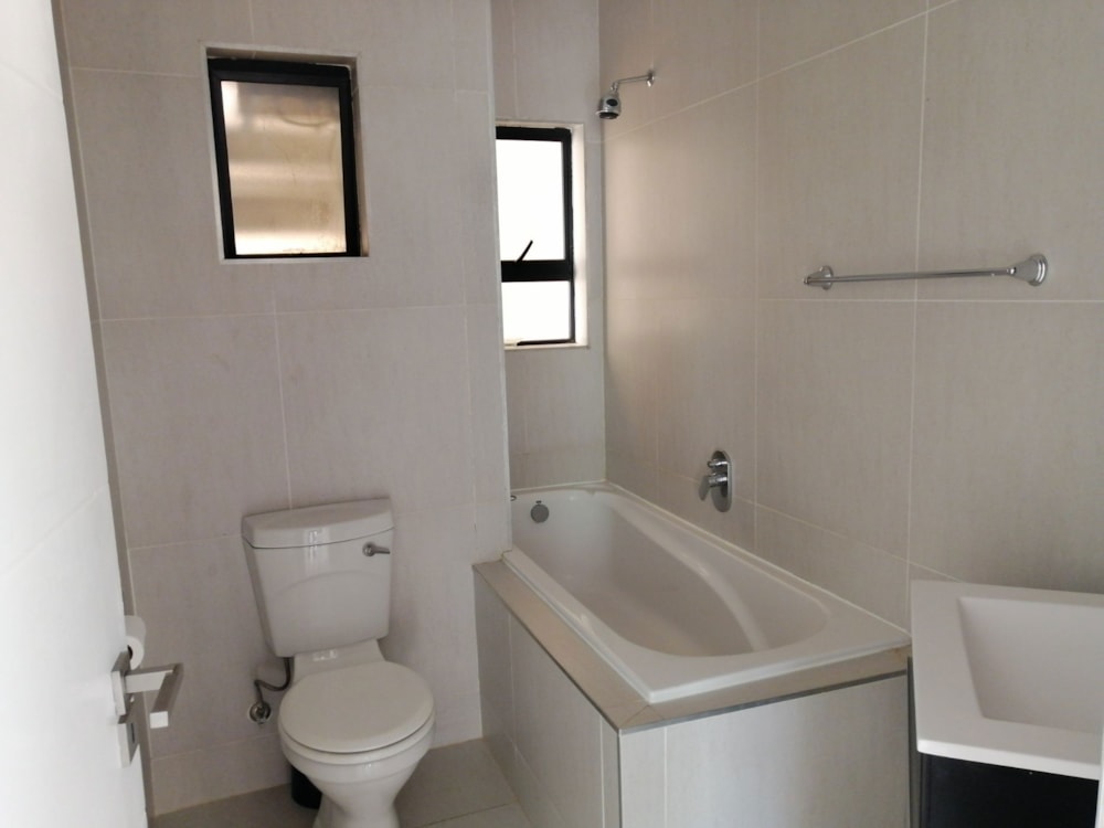 Apartment for sale in Heuwelsig, Kimberley - 1KJ1705140