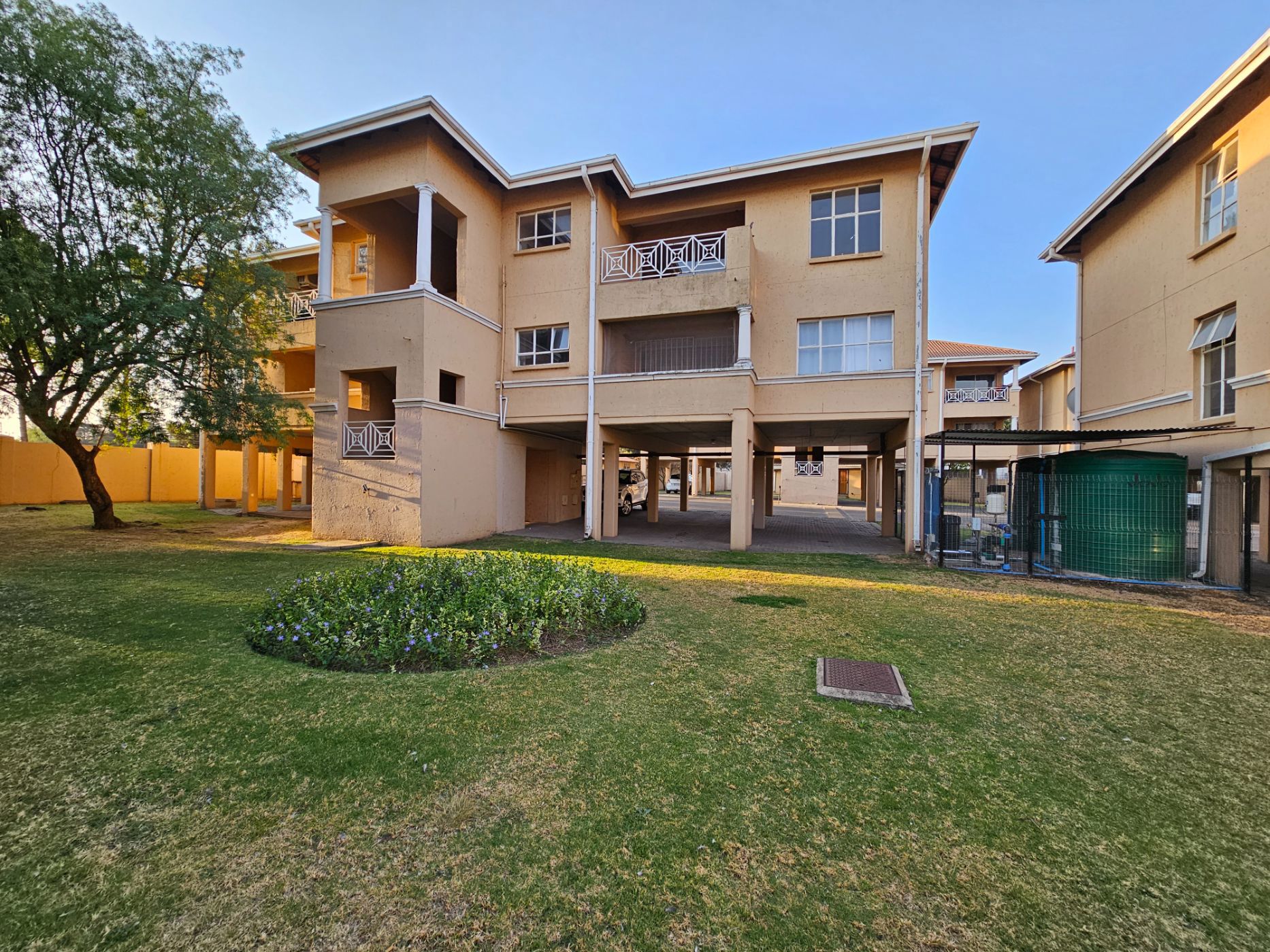 Apartment for sale in Three Rivers Proper - 1VT1629798