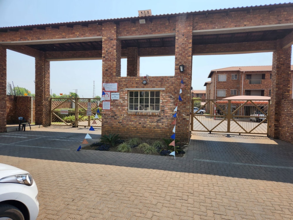 Apartment for sale in Hughes - BOK1630476