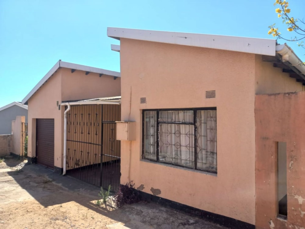 House for sale in Ikwezi - 1MH1629849