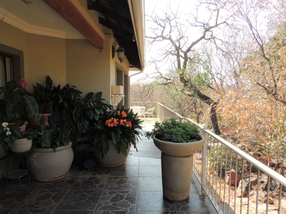 Security estate home for sale in Bela Bela Rural - 1MDM1630011