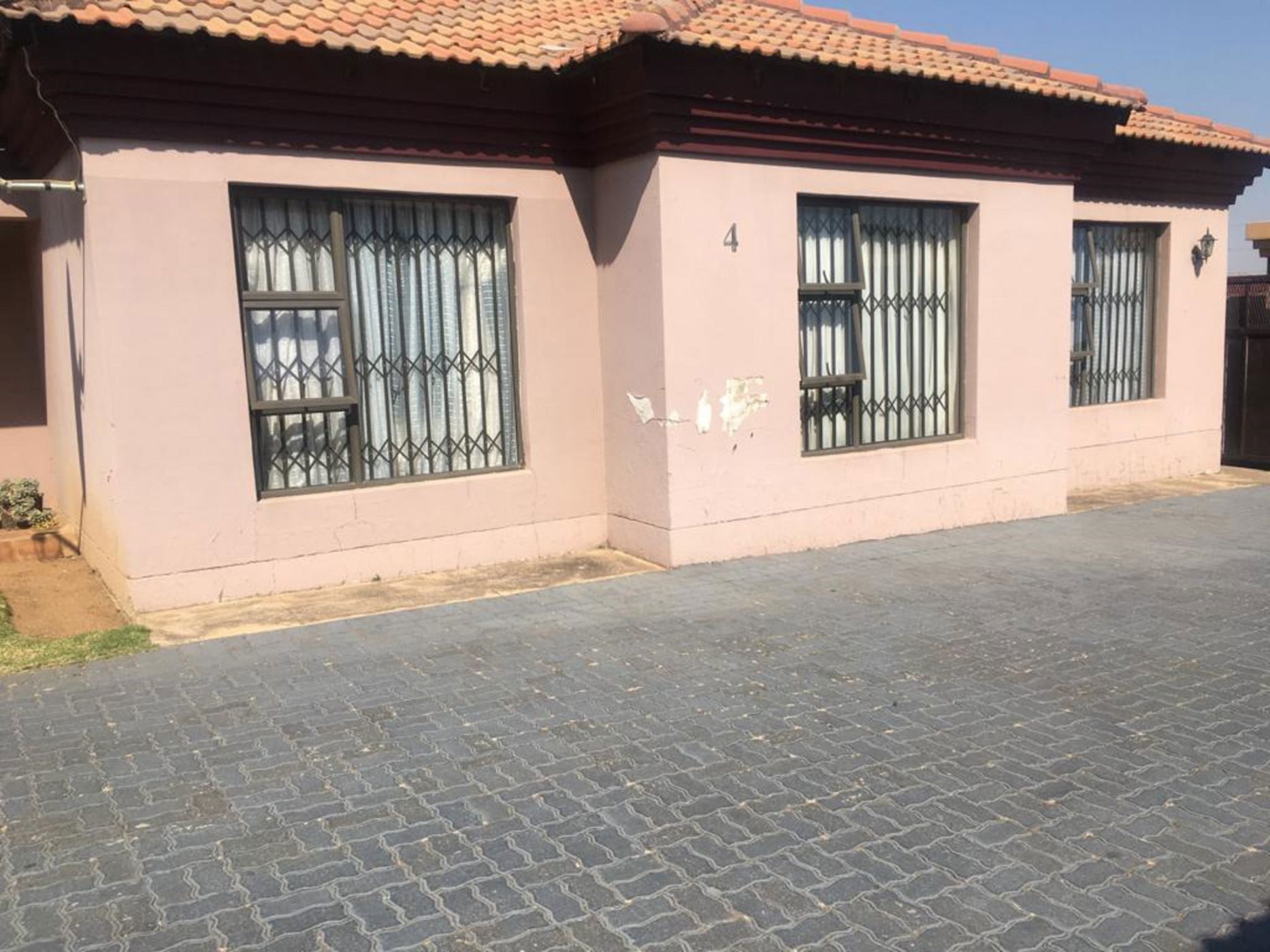 Townhouse let in Sharon Park - 1SP1696211