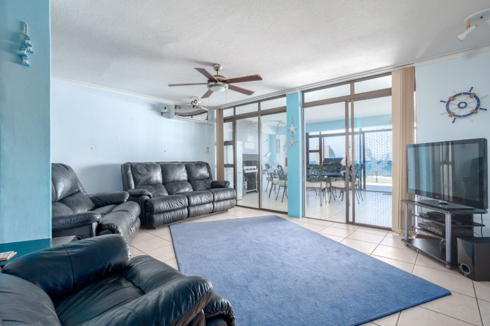 Apartment for sale in Uvongo - 1PX1625512