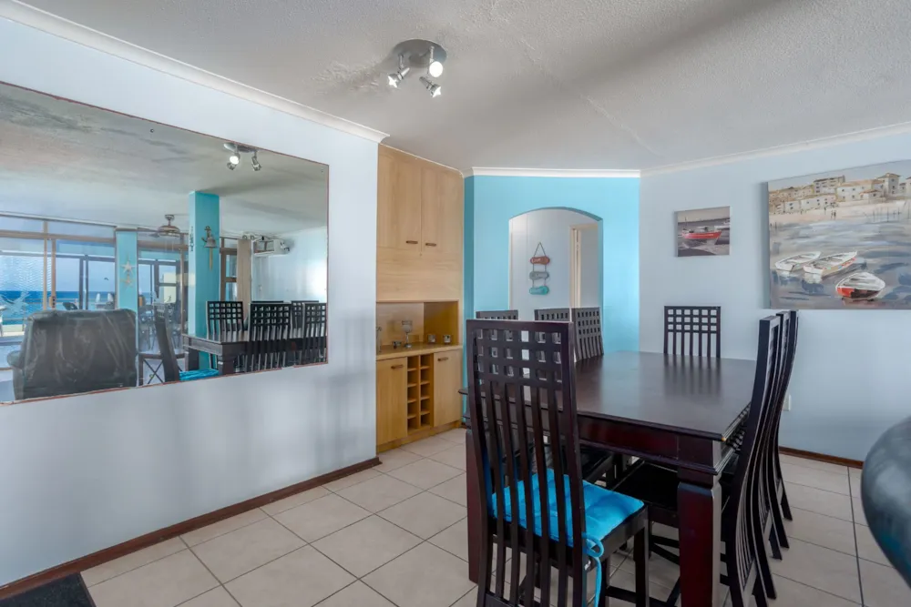 Apartment for sale in Uvongo - 1PX1625512 Apartment for sale in Uvongo - 1PX1625512