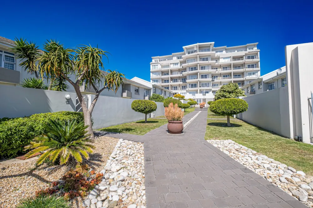 Townhouse sold in Humewood - 1PLZ1715523