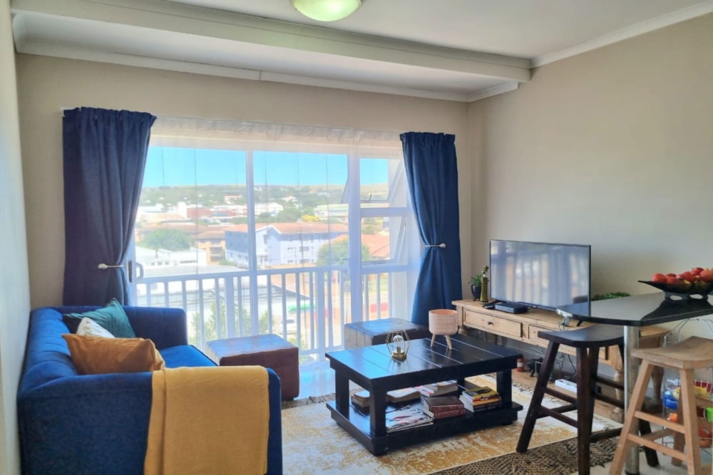 Multi-storey apartment sold in West Hill, Grahamstown, Makhanda - 1GC1627472