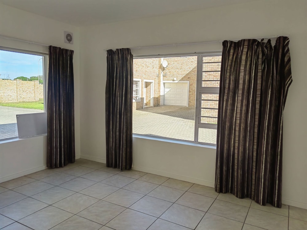 House let in Bluewater Bay, Port Elizabeth, Gqeberha - 1PLZ1669168 House let in Bluewater Bay, Port Elizabeth, Gqeberha - 1PLZ1669168