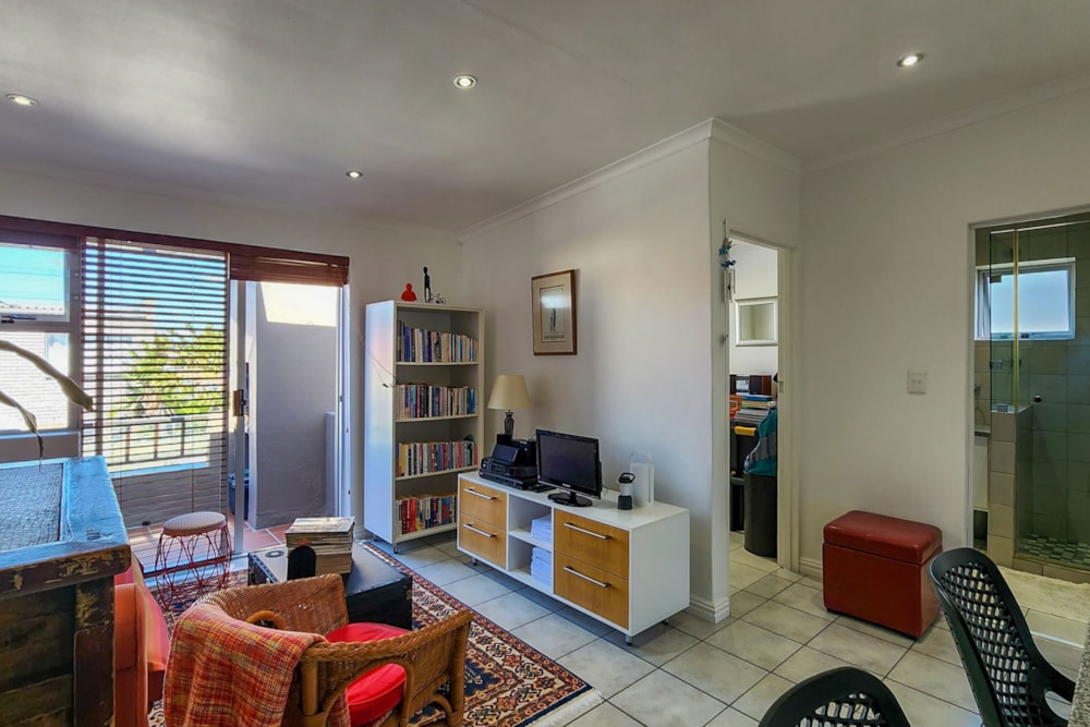 Apartment sold in West Beach, Blouberg - 1TV1684034