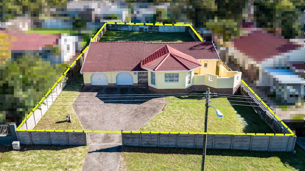 House for sale in Beacon Bay - 1EZ1720337 House for sale in Beacon Bay - 1EZ1720337