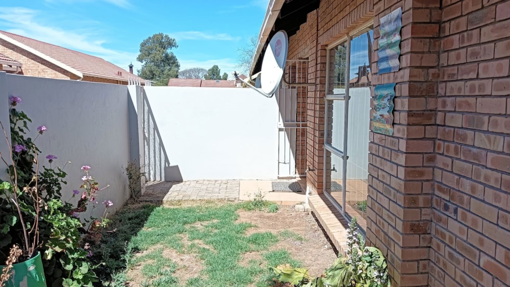 Townhouse let in Brandfort - 1BX1695062 Townhouse let in Brandfort - 1BX1695062