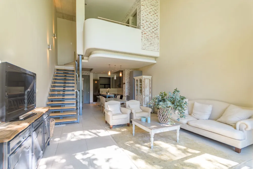 House let in Melrose Arch - JBL1725493