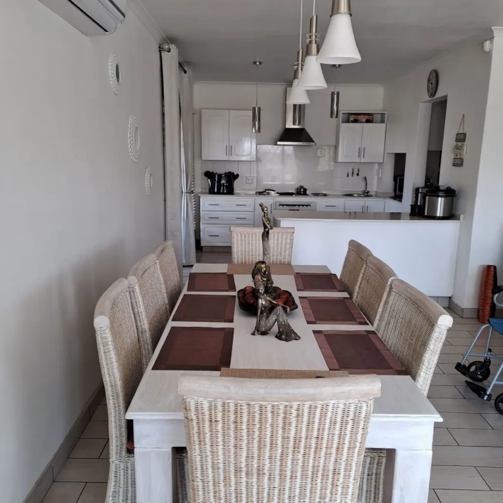 Garden apartment for sale in Scottburgh - 1si1630982 Garden apartment for sale in Scottburgh - 1si1630982