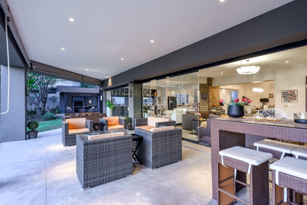 Double-storey house for sale in Dainfern Golf Estate - FW1630382 Double-storey house for sale in Dainfern Golf Estate - FW1630382