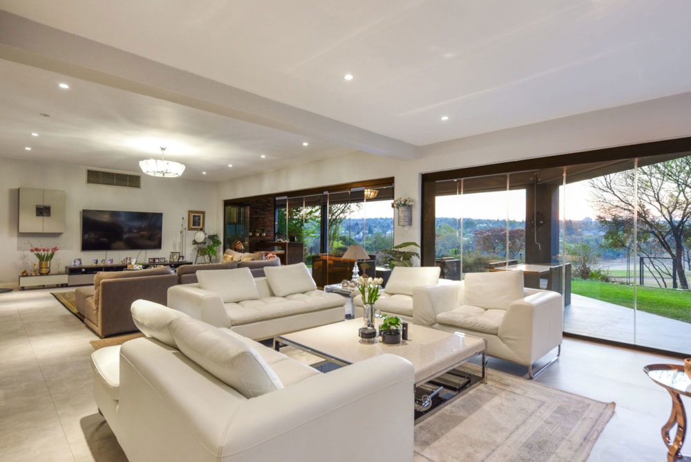 Double-storey house for sale in Dainfern Golf Estate - FW1630382 Double-storey house for sale in Dainfern Golf Estate - FW1630382