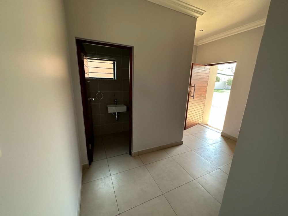 House to rent in Waterkloof, Pretoria East - PTL1726309