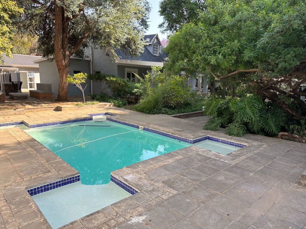 House let in Waterkloof - PTL1680275 House let in Waterkloof - PTL1680275