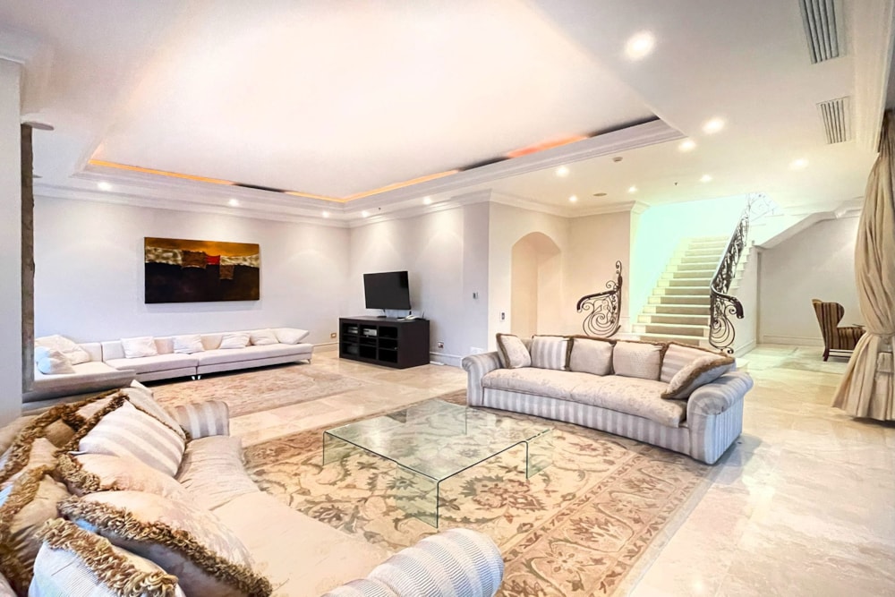 Penthouse apartment for sale in Sandown, Sandton - HP1628770 Penthouse apartment for sale in Sandown, Sandton - HP1628770