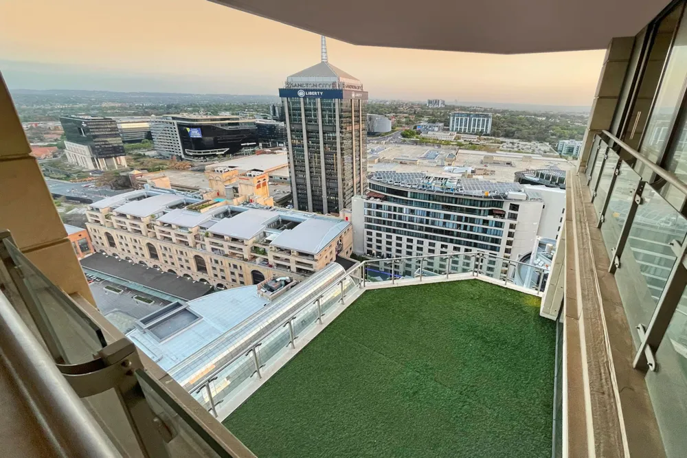 Penthouse apartment for sale in Sandown, Sandton - HP1628770