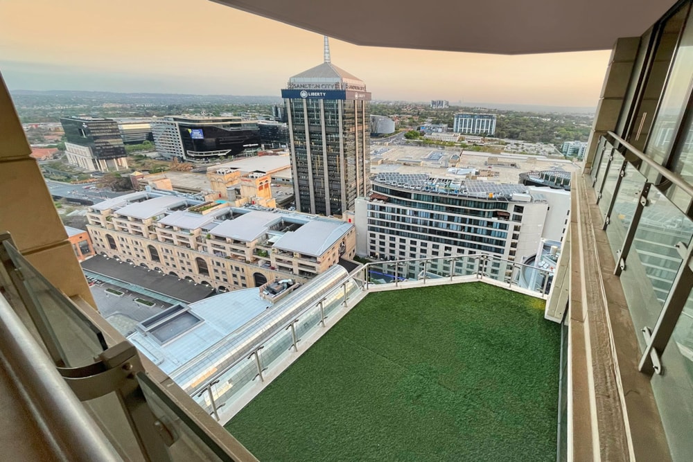 Penthouse apartment for sale in Sandown, Sandton - HP1628770 Penthouse apartment for sale in Sandown, Sandton - HP1628770